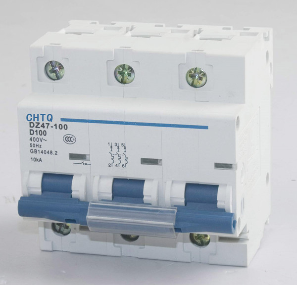 DZ47-100係列高分斷小（xiǎo）型斷路器